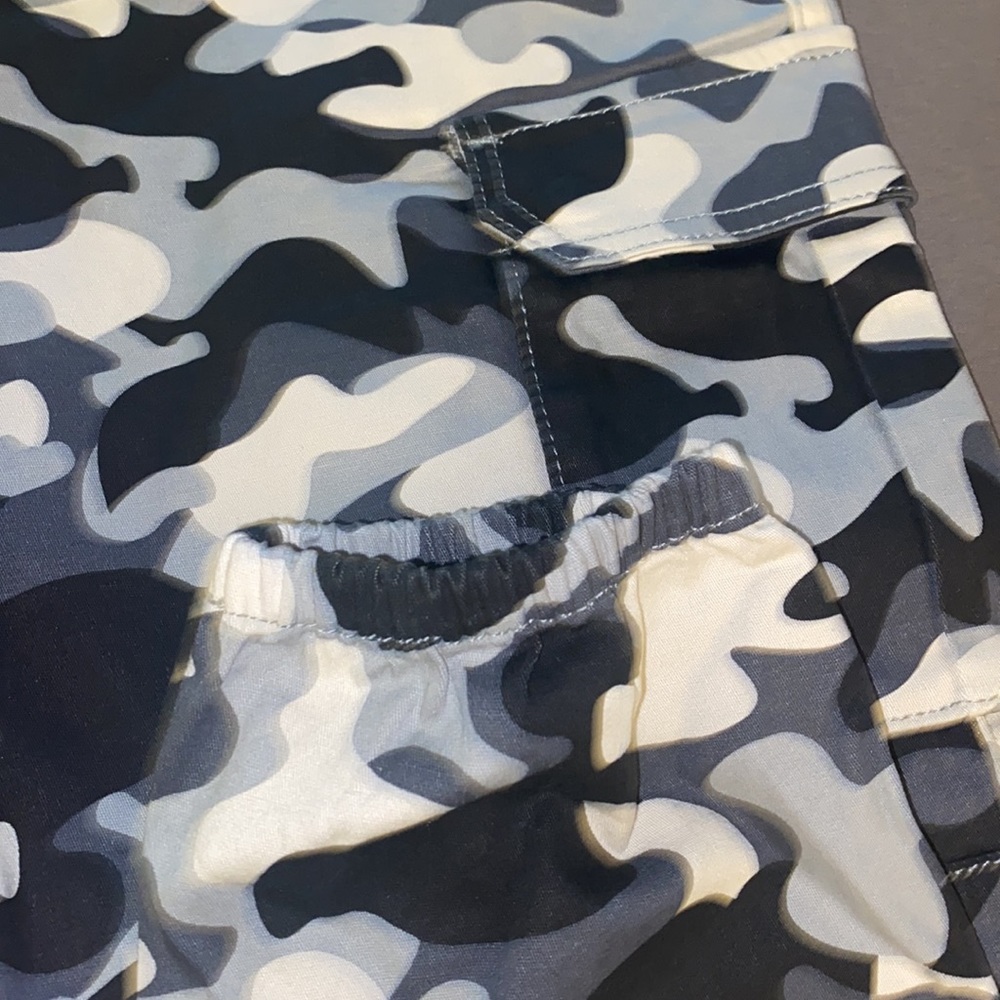 Cargo pants - Picture 3 of 4